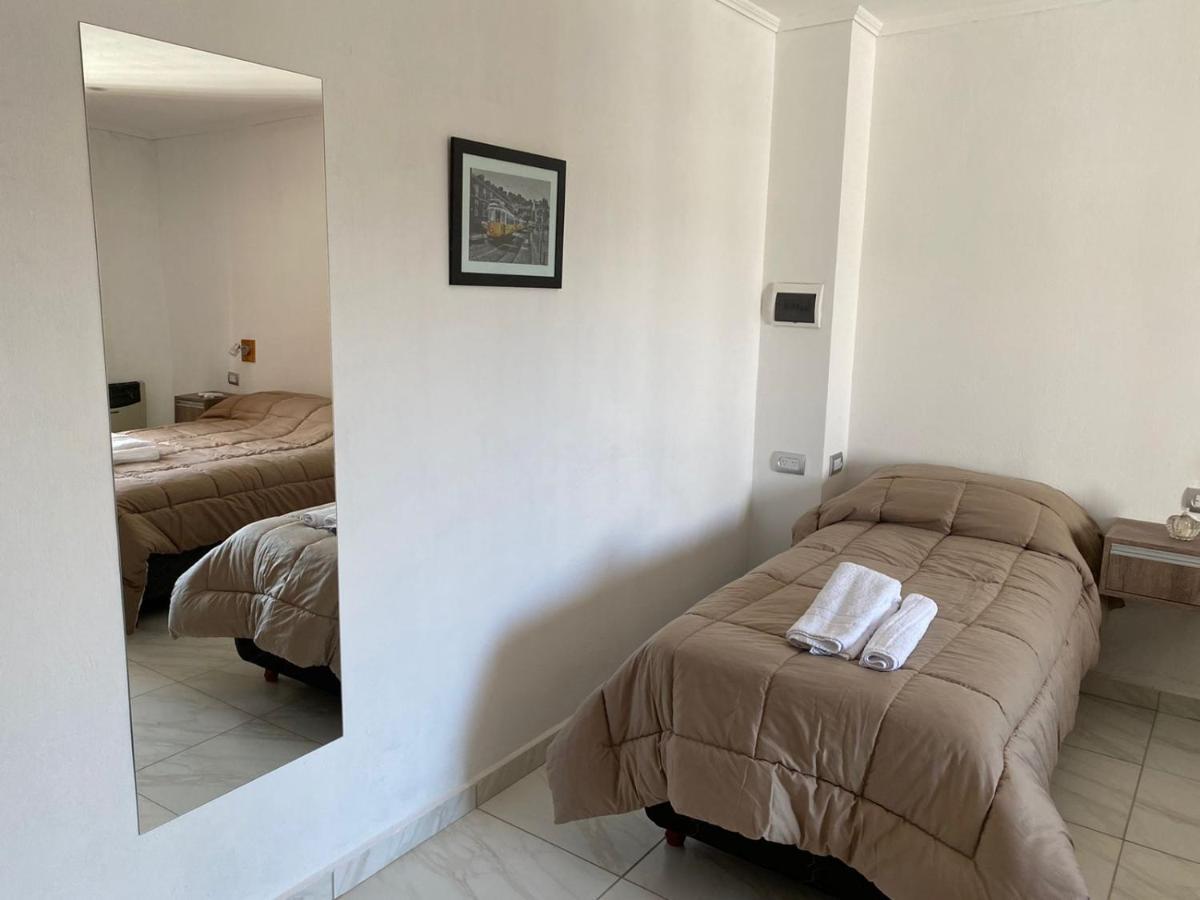 Apart Los Algarrobos Marcos Juarez Exterior photo